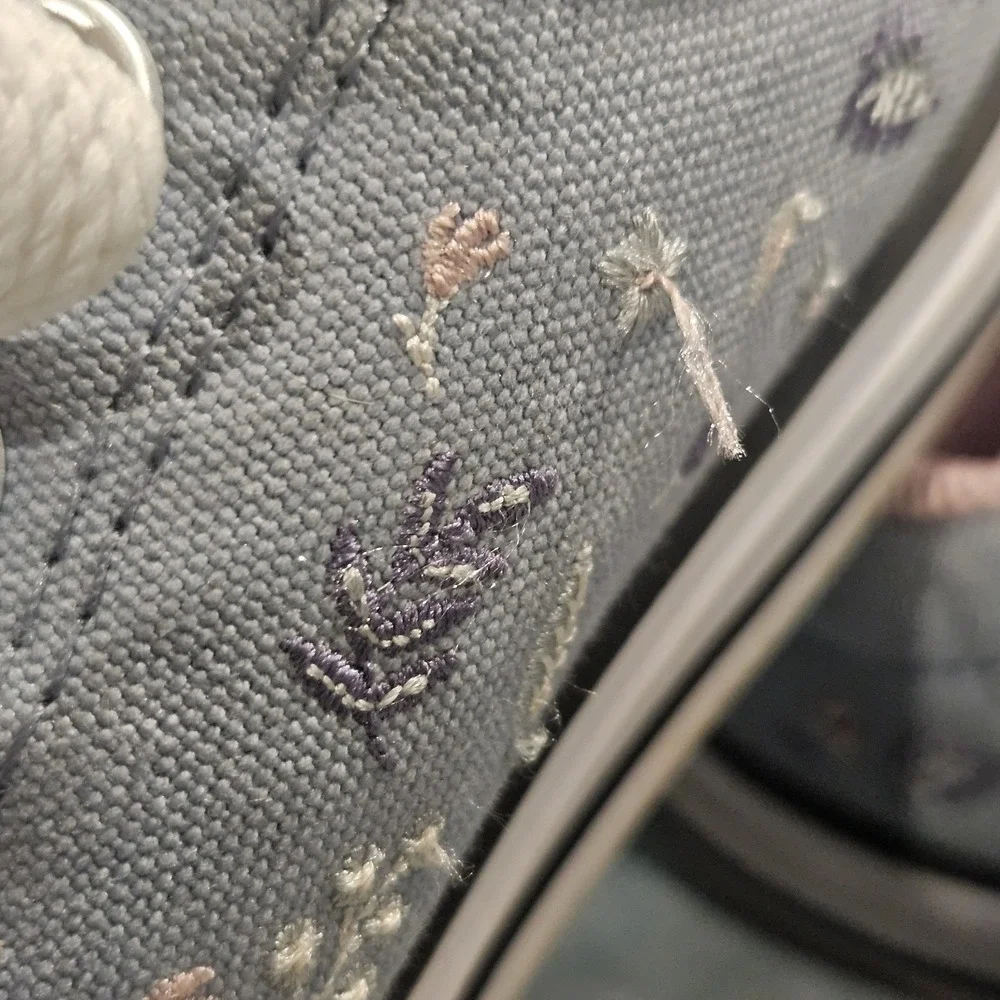 Converse pre owned